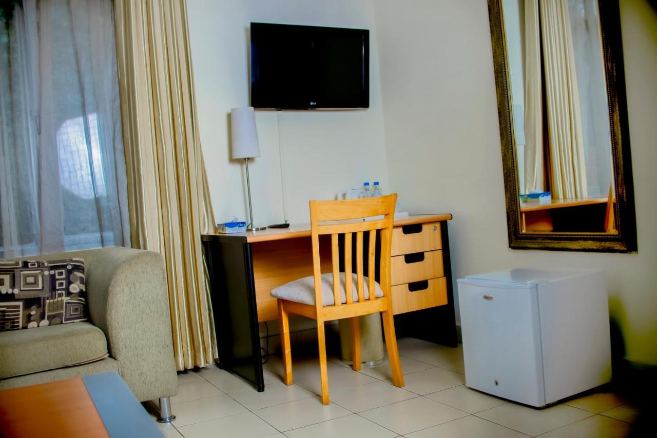 קיגאלי One Click Hotel מראה חיצוני תמונה